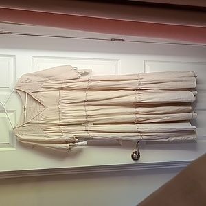 Listicle Cream Tiered Dress